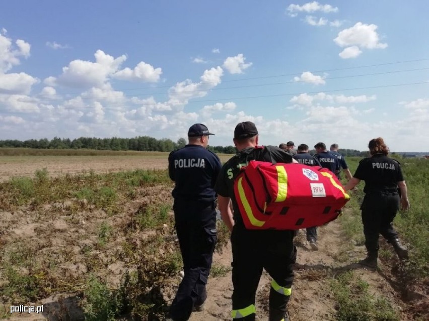 Co roku w pow. wieluńskim dochodzi do zaginięć grzybiarzy. Policja radzi, jak się nie zgubić w lesie