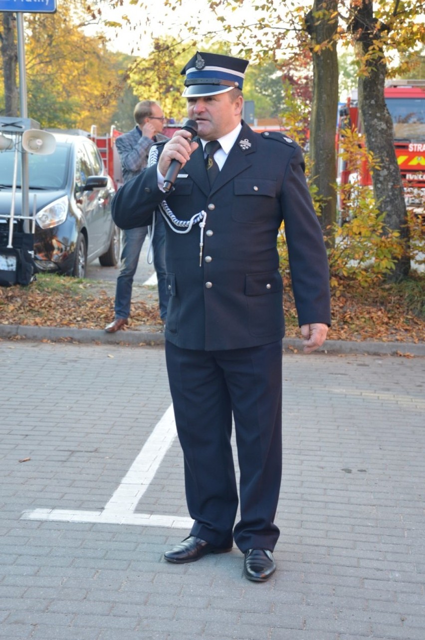 Strażacy ochotnicy w powiecie wejherowskim uczcili 100-lecie odzyskania przez Polskę niepodległości [ZDJĘCIA]