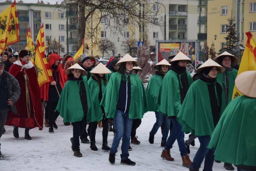 Po przerwie wracają Orszaki Trzech Króli. Wierni przejdą ulicami w Suwałkach, Augustowie, Sejnach, a także Raczkach czy Filipowie