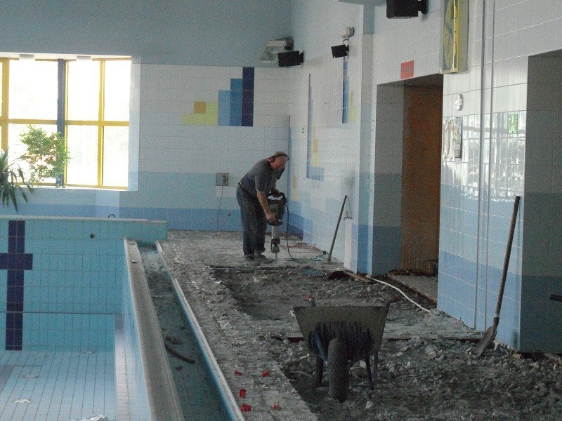 Remont basenu w Kochłowicach potrwa do końca roku