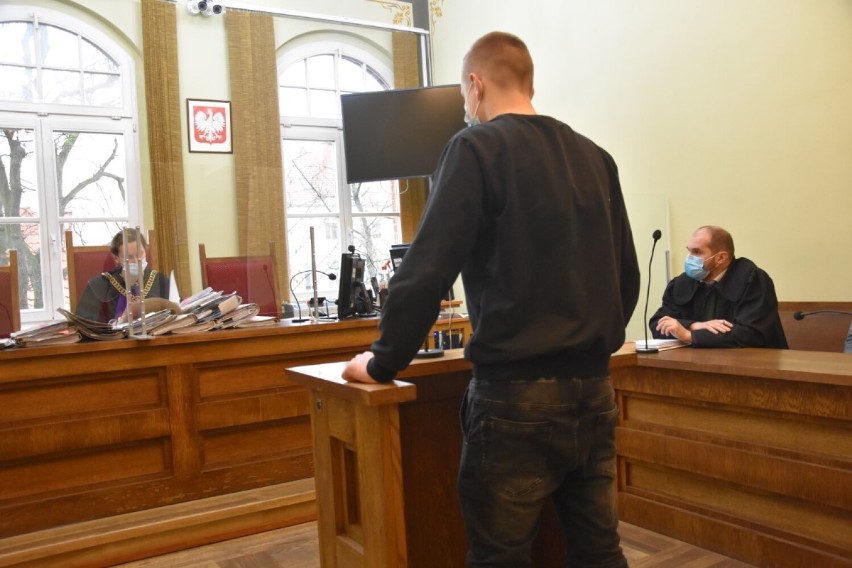 Bezwzględne więzienie za nieudzielenie pomocy dziennikarce! W sądzie w Wągrowcu zapadł wyrok 