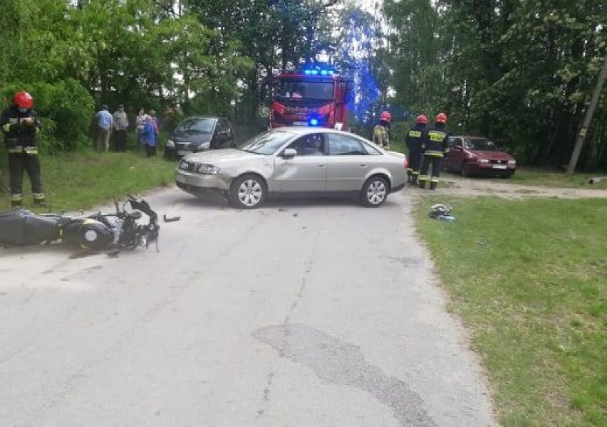 Wypadek w gminie Wielgomłyny: wyjeżdżała z posesji, nie ustąpiła pierwszeństwa