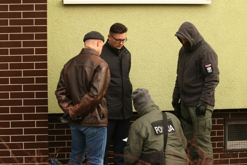 Na miejscu gdzie  zginął 21-latek odbyły się oględziny przy ulicy Wyszyńskiego byli policjanci, pełnomocnicy rodziny i prokurator z Łodzi