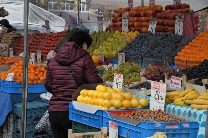 W piątek 20 listopada na kieleckich bazarach sporo artykułów...