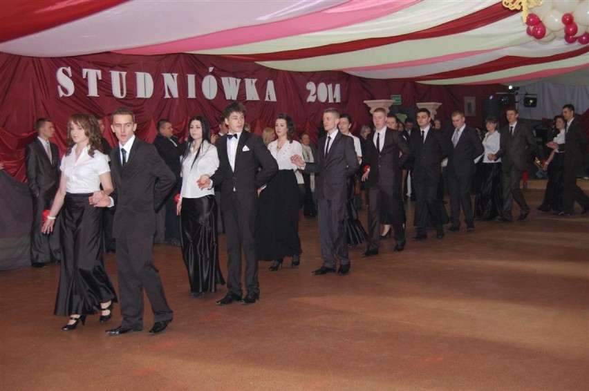 Studniówka 2014: Zespół Szkół Zawodowych nr 1 Zduńska Wola