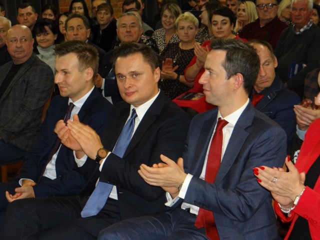 Z prawej Marcin Ociepa, prezes Stowarzyszenia OdNowa RP, obok Krzysztof Ciecióra