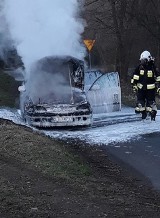 Zwarcie instalacji przyczyną samozapłonu samochodu w Wilkowisku? 