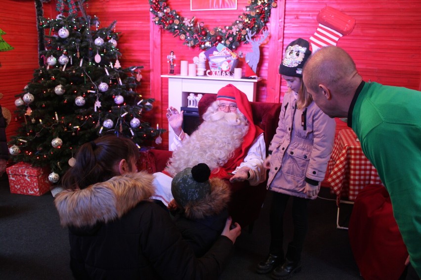 Mikołaj z Laponii odwiedził Kalisz. Gość przyciągnął na...