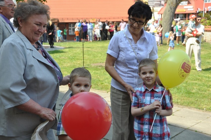 Uroczystości 3 maja w Żukowie. 800 balonów na urodziny miasta