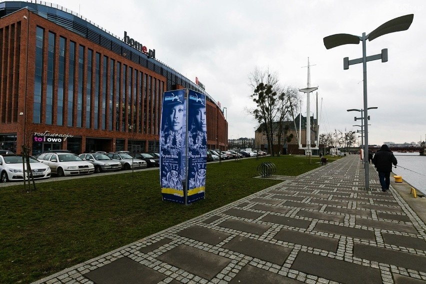Nowy pawilon stanie na Bulwarze Gdyńskim. Nie wszystkim się to podoba [ZDJĘCIA]