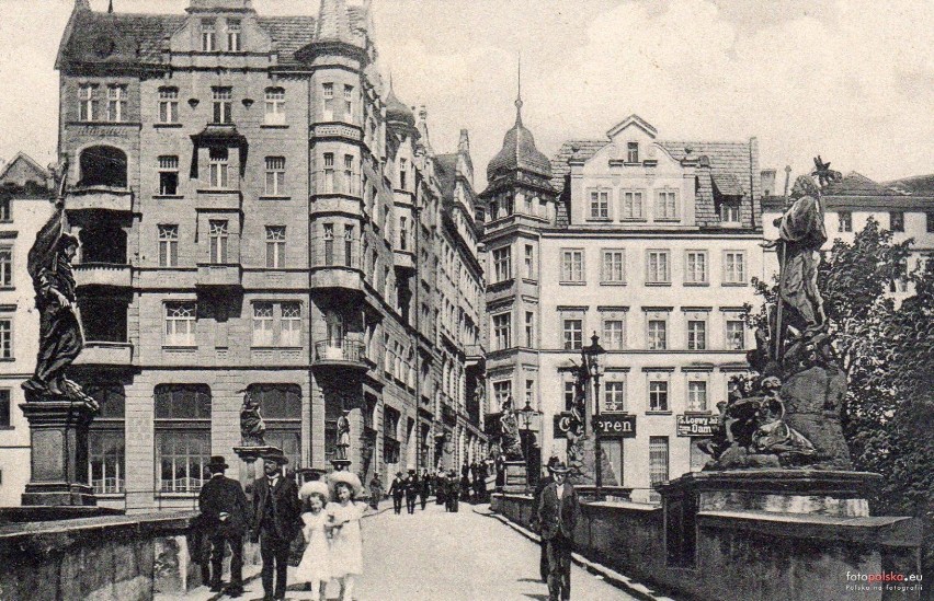 1906, Kłodzko, most św. Jana, ul. Wita Stwosza i kamienicami...