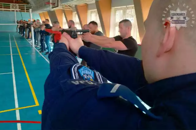 Żołnierze z jednostki komandosów z Lublińca szkolili śląskich policjantów