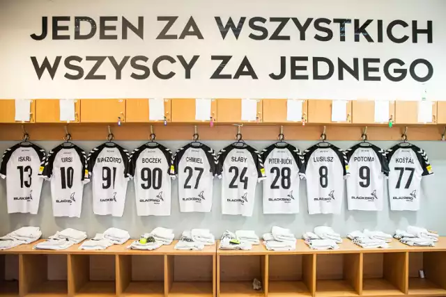 Takie zdjęcie zawierał komunikat wydany przez klub z Kilińskiego 47 po spadku do 2. ligi. Czy Sandecji uda się szybko wrócić na pierwszoligowy szczebel?