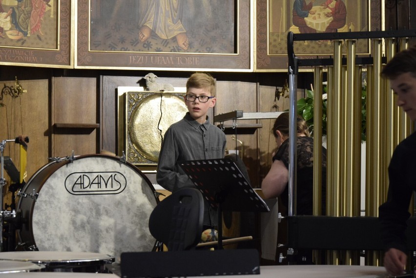 Orkiestra połączonych skierniewickich szkół muzycznych wystąpiła w finale Festiwalu Muzyki Kameralnej i Organowej