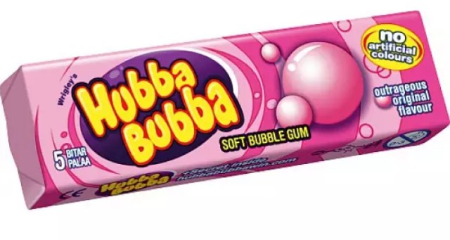 Guma Hubba Bubba, stworzona przez  Wm. Wrigley Jr. Company, pojawiła się najpierw w Ameryce w roku 1979. Uwielbiana była i jest głównie ze względu na smak.