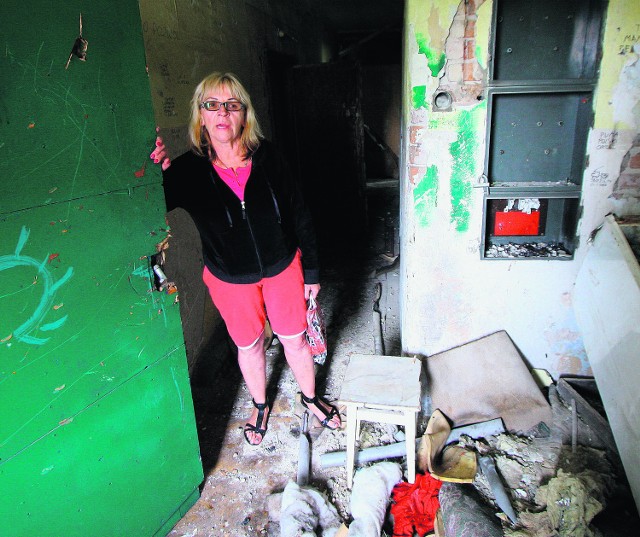 Bratanek Zofii Kuczborskiej mieszka w domu przeznaczonym do rozbiórki, bez prądu i wody