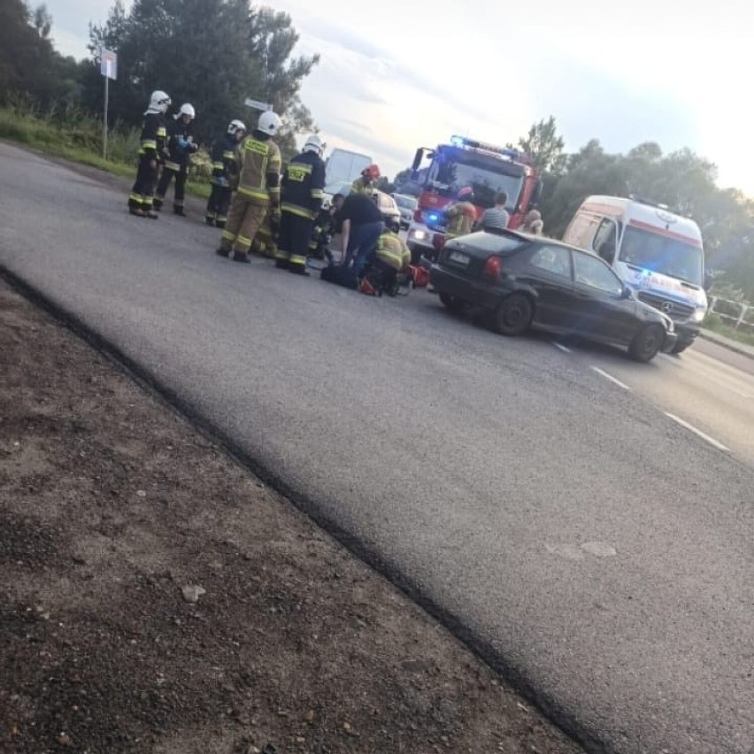 W Witanowicach doszło zderzenia samochodu osobowego z...