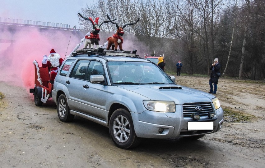 Gm. Obrzycko. Konwój Świętego Mikołaja wyruszył w trasę! [ZDJĘCIA]
