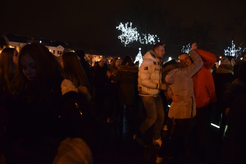 Suwalczanie powitali Nowy Rok. Zobacz, jak się bawili [ZDJECIA]