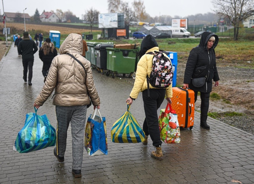 Mimo zmasowanego ataku Rosji na Ukrainę granica w Medyce pod Przemyślem świeci pustkami [ZDJĘCIA]