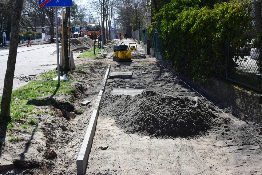 W Ustce rozpoczął się remont drogi powiatowej - ulicy...