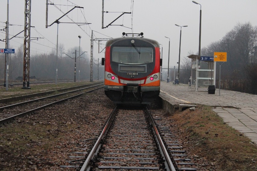 Pociąg kursujący na linii Olkusz-Kraków