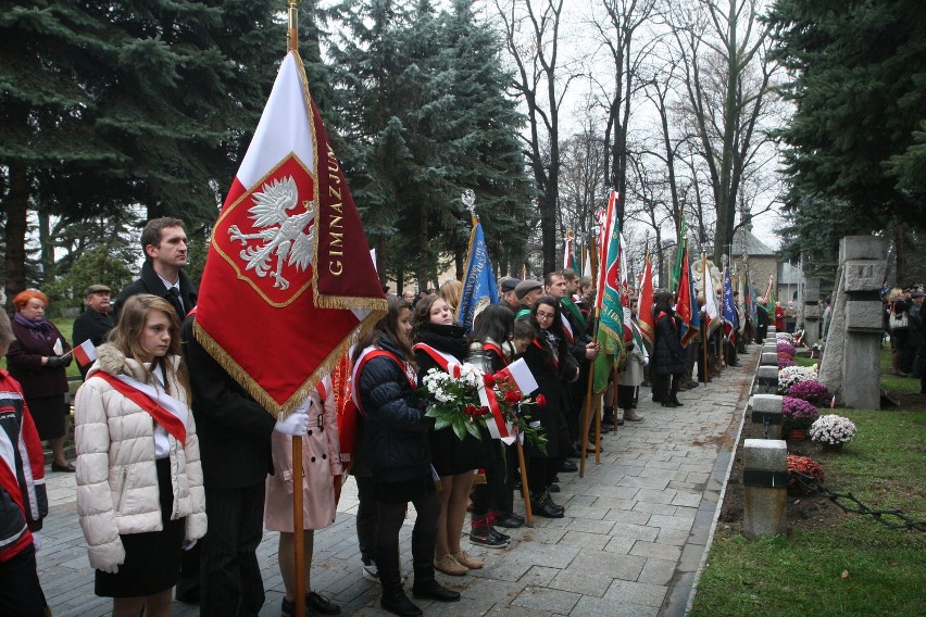 Na Starym Cmentarzu odsłonięto pomnik płk "Zawojny"