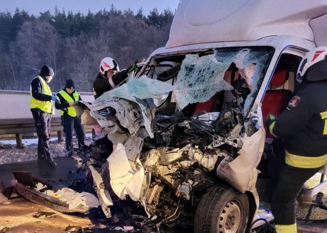 Śmiertelny wypadek na autostradzie A4 koło Bolesławca. Policja ustala okoliczności tragedii