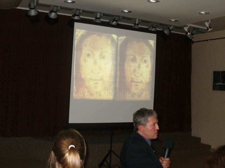Chusta z Manoppello ma przedstawiać twarz Chrystusa