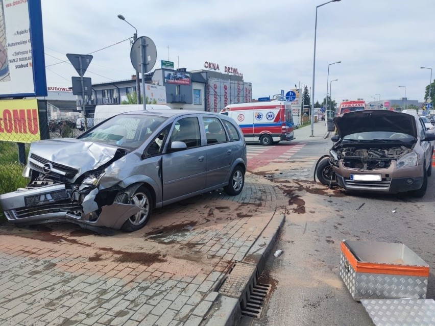 Do wypadku doszło po godz. 9 na ulicy Krakowskiej w rejonie...