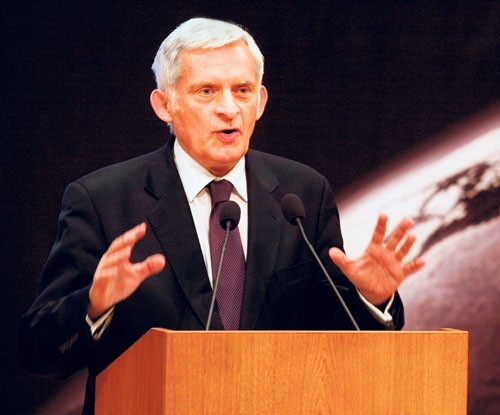 Poczułem wzruszenie i odpowiedzialność - mówił Buzek