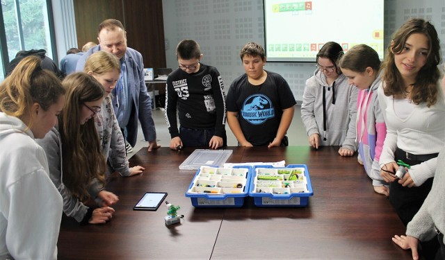 Konferencja zorganizowana w Kwidzyńskim Parku Przemysłowo-Technologicznym rozpoczęła VI edycje projektu „Szkoła bliska pracy”