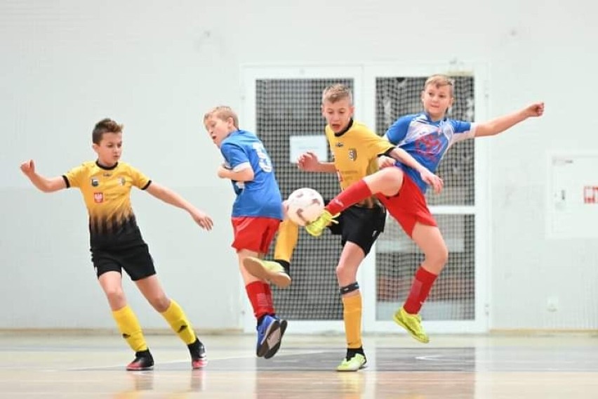 Turniej piłkarski Football Masters Cup. W turnieju wystąpiło 8 drużyn. Santana Wielki Klincz zajęła drugie miejsce