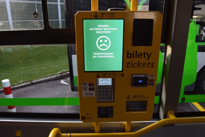 Biletomat w autobusie elektrycznym w Szczecinku