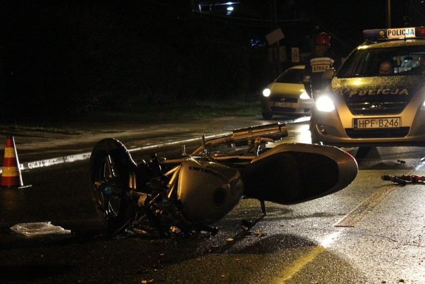 Wypadek na Traktorowej w Łodzi. Ciężko ranny motocyklista