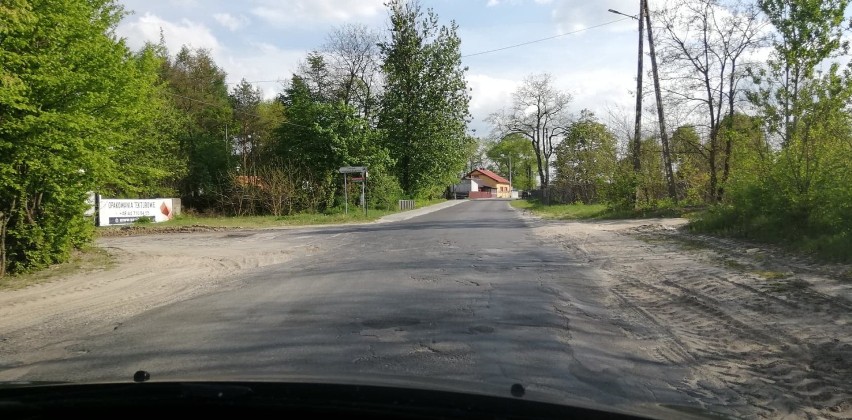 Rusza przebudowa drogi powiatowej w Smardzewicach. Dziś przekazano plac budowy ZDJĘCIA