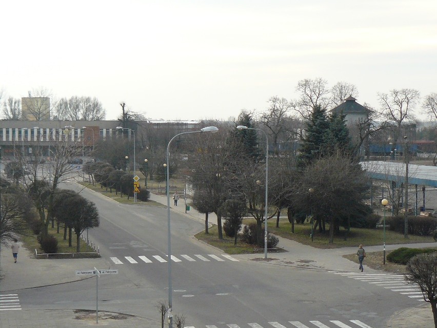 Współczesny wygląd terenów dawnego stadionu żużlowego w...