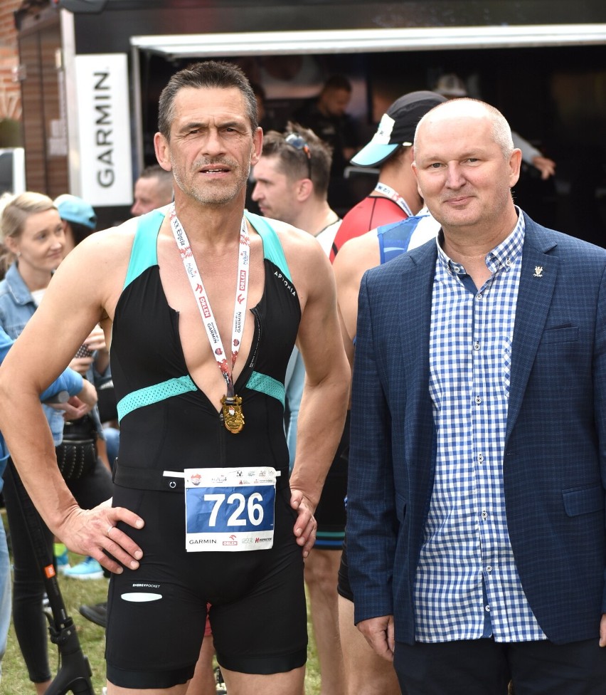 Castle Triathlon Malbork 2021- dzień pierwszy [ZDJĘCIA cz. 3]. Uczestnicy 1/4 ironmana podczas rywalizacji na trasie biegowej 