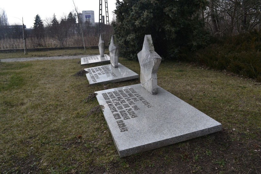 Cmentarz radziecki przy ul. Zastawnej w Pruszczu
