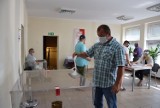 Wybory prezydenckie 2020. Mieszkańcy Pruszcza głosują od rana |ZDJĘCIA