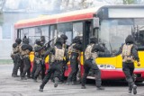 Odbicie autobusu na Pradze. Niezwykła akcja "grupy specjalnej" podczas Dni Transportu Publicznego [ZDJĘCIA]