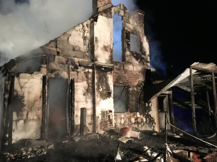Pożar w Osowie Leśnym: Dwie osoby nie żyją
