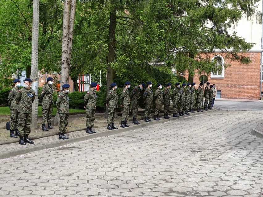 Uroczystości w jednostce wojskowej w Chełmnie z udziałem...