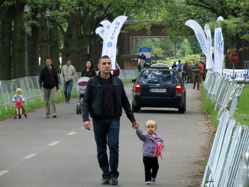 Wrocław: Pasta Party na stadionie, czyli makaron przed maratonem (ZDJĘCIA)