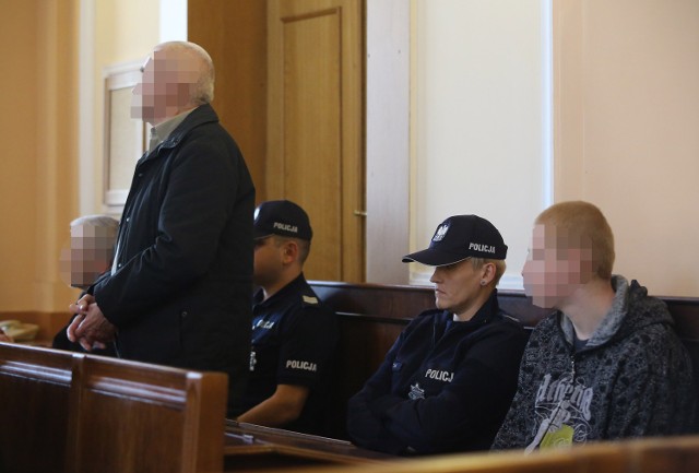 Zabójstwo Sebastiana Kulika w Opocznie: - Ciało chciałem wrzucić do grobowca - oświadczył przed sądem Włodzimierz B.