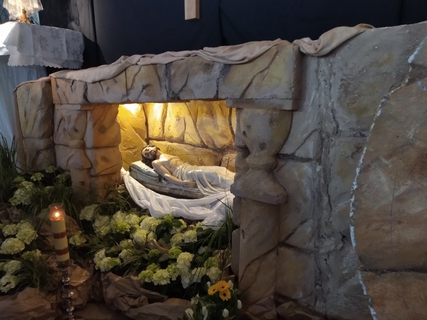 Wielkanoc. Grób Pański w Sanktuarium NMP Wspomożenia Wiernych w Rumi