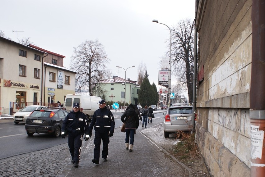 Więcej policji na Żywiecczyźnie: Stróże prawa kręcą się po mieście oraz całej Żywiecczyźnie [FOTKI]