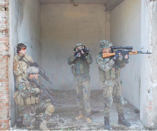 Rozgrywkę airsoftową w Witoszycach zorganizowało Leszczyńskie Forum Militarne.