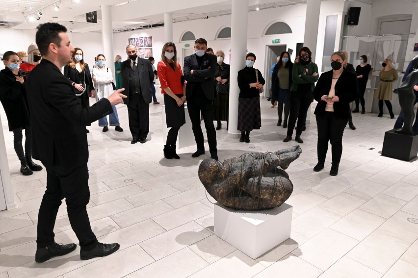 Płocka Galeria Sztuki zaprasza na finisaż wystawy “Całkiem Nowy Człowiek”