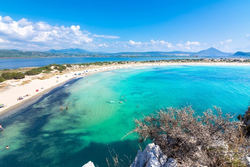 Grecja kusi turystów tysiącem pięknych i wyjątkowych plaż....